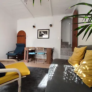 petite-chambre-cosy-proche-centre-ville.fr-provencehotel.com/