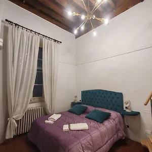 corte-aranci-e-corte-pini-deluxe-apartments-in-historic.it-tuscanyhotel.com/