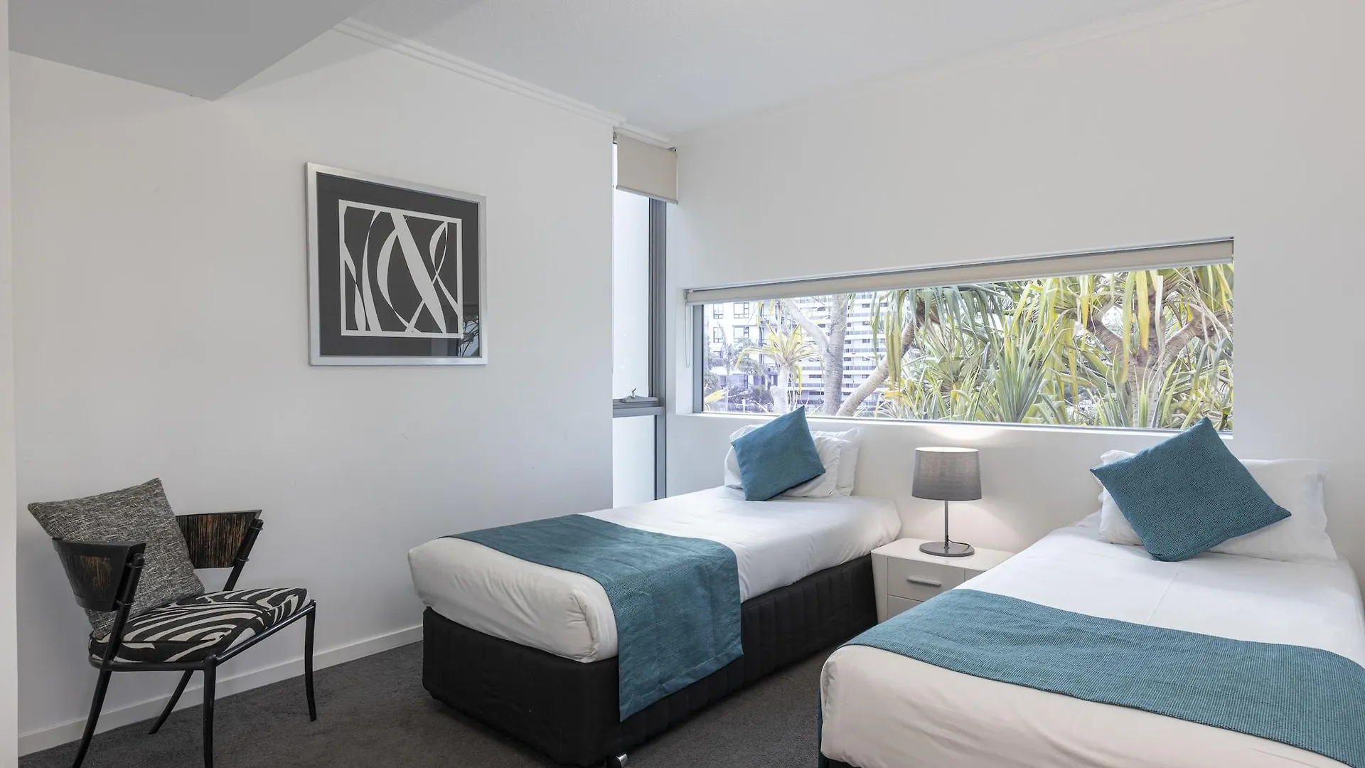 Ocean Pacific Resort - Official Broadbeach 4*,