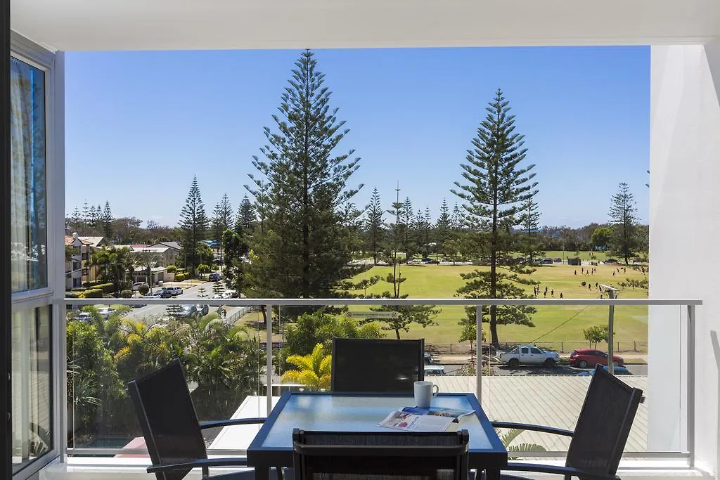 Ocean Pacific Resort - Official Broadbeach Aparthotel