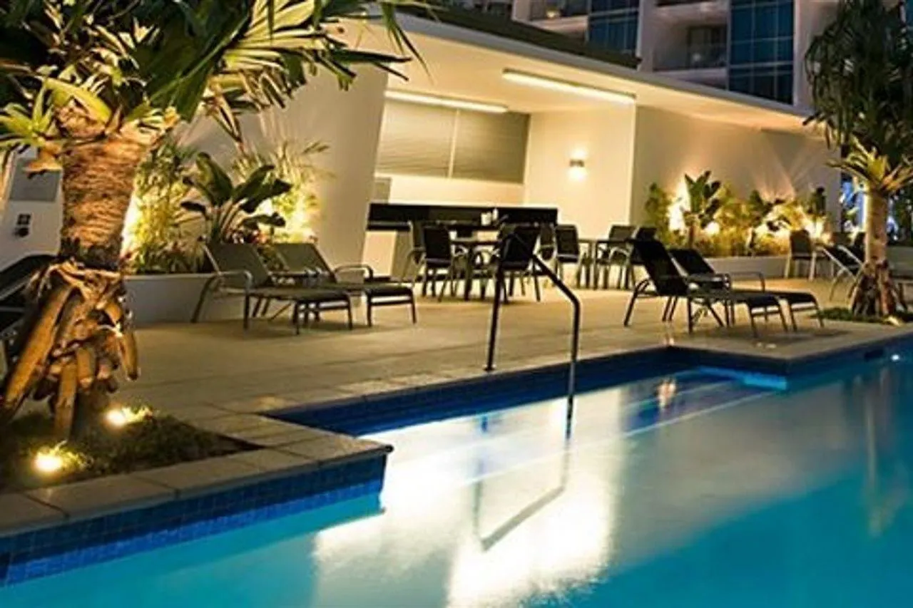 Ocean Pacific Resort - Official Broadbeach Aparthotel